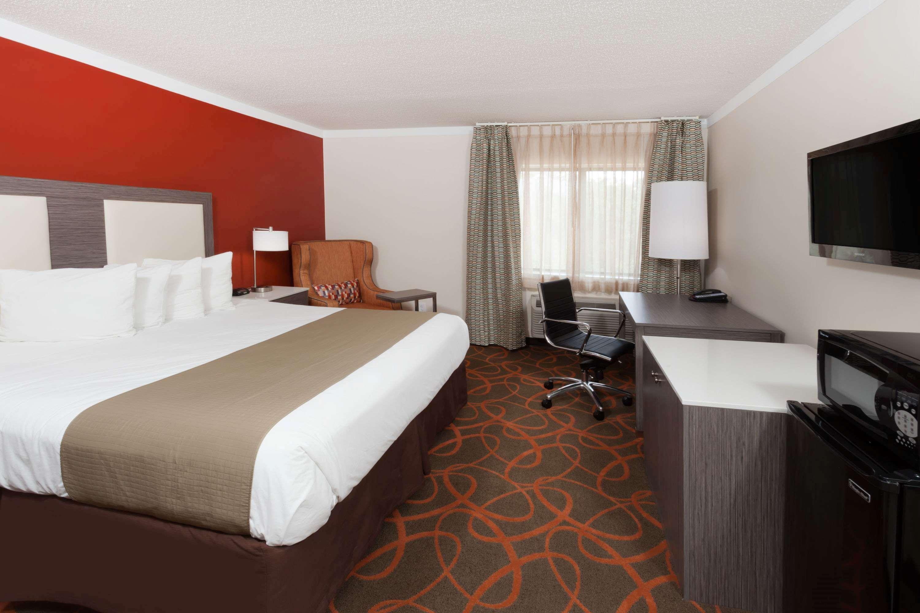 Hotel Baymont By Wyndham Chicago/Alsip Exterior foto