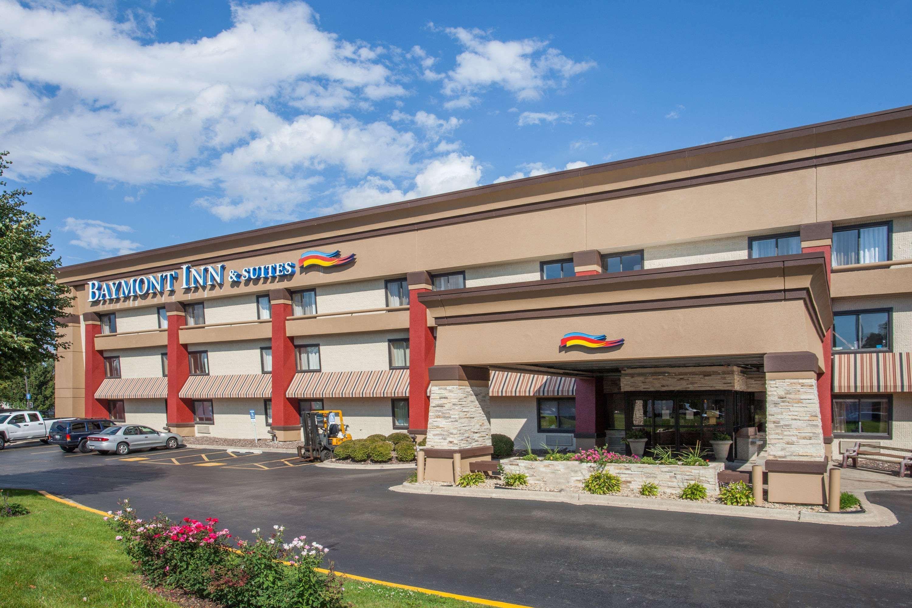 Hotel Baymont By Wyndham Chicago/Alsip Exterior foto